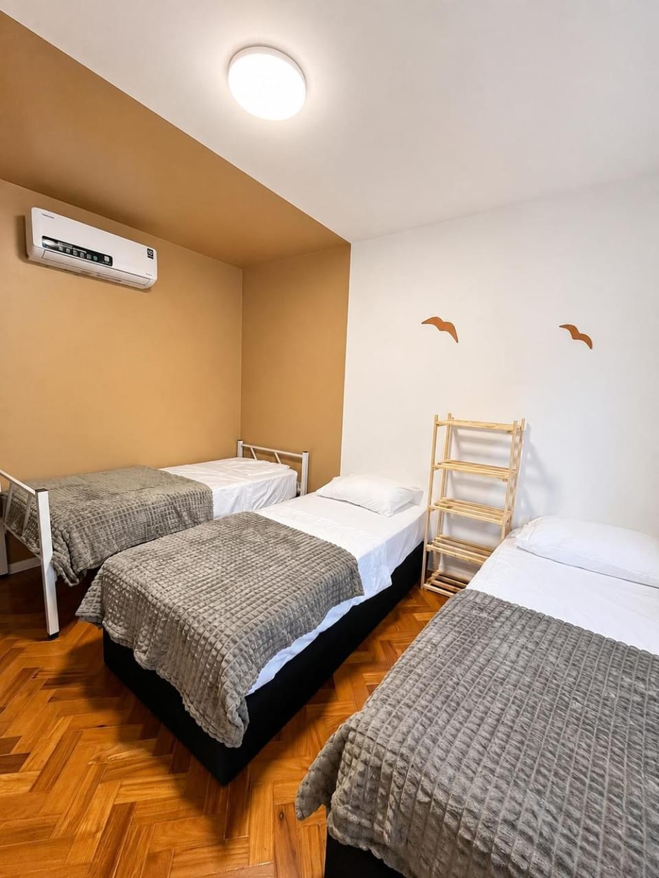 Explore Copa on foot beach restaurants stores Apartment in Rio de Janeiro