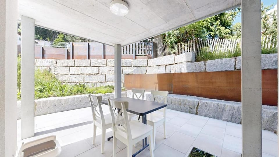 Patio, View (from property/room), Balcony/Terrace, Seating area, Dining area