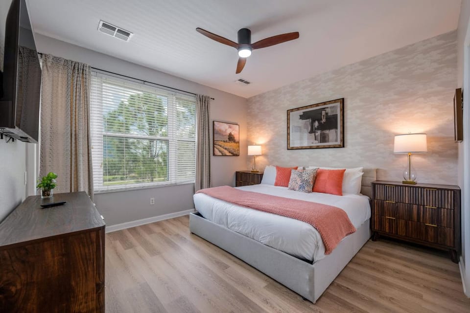 Bed, Bedroom