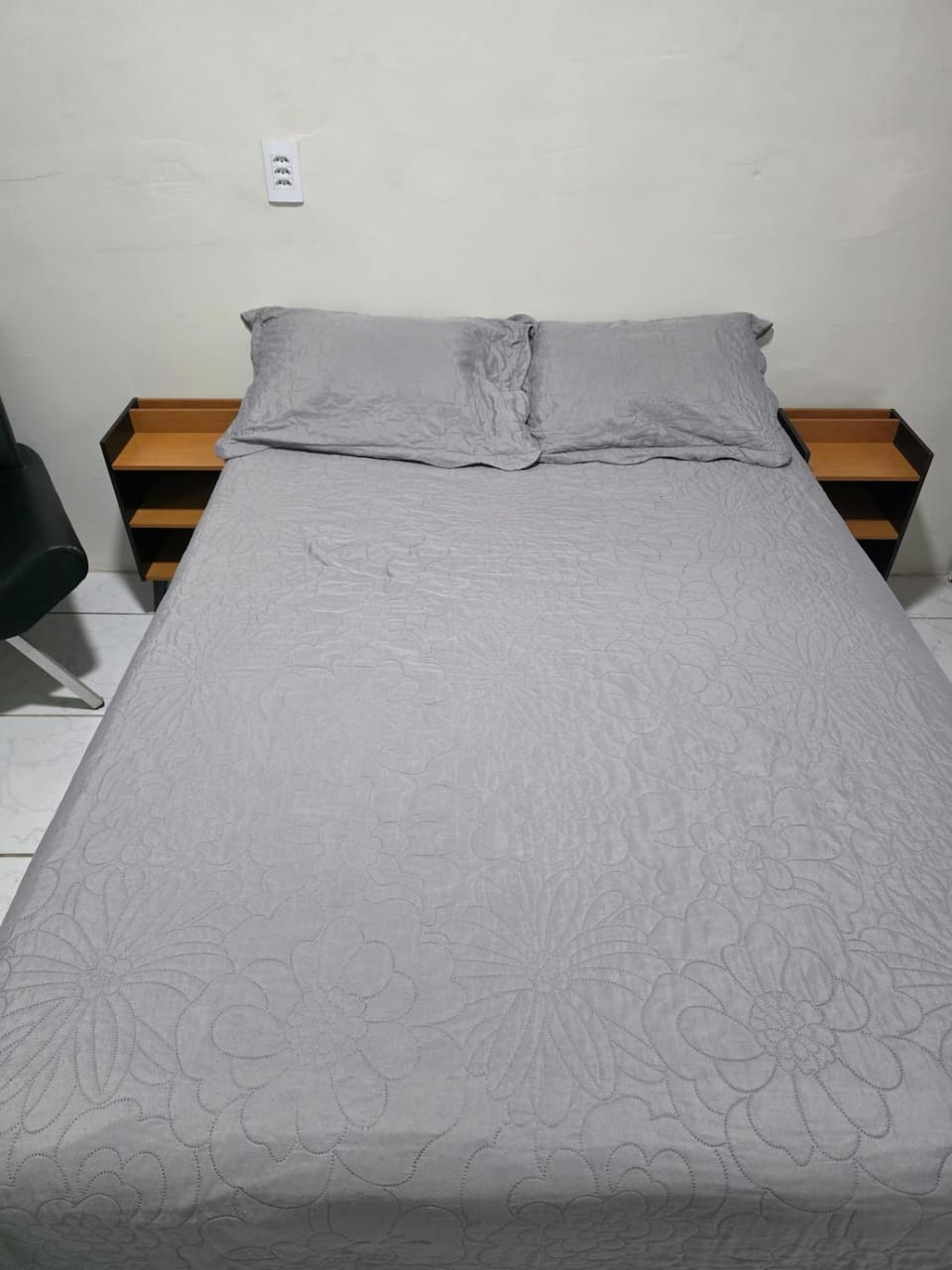 Suite with air conditioning TV and storage Apartment in Fortaleza