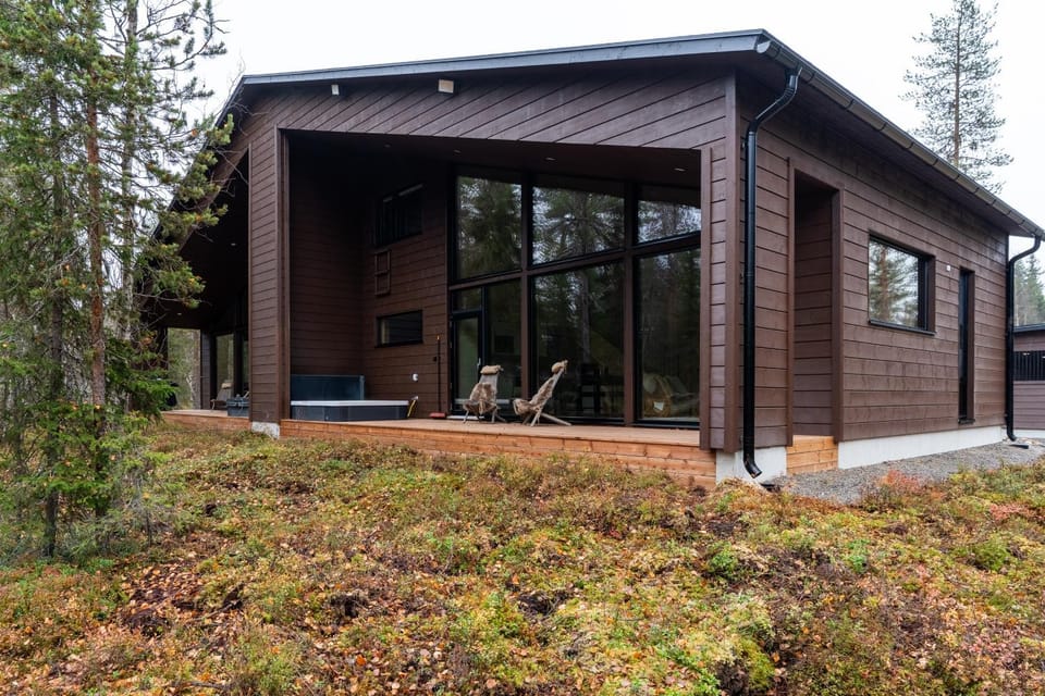 Property building, Day, Natural landscape, Garden view