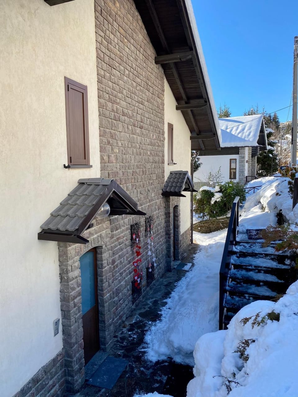 Sunny Garden Villa Apartment in Ponte di Legno