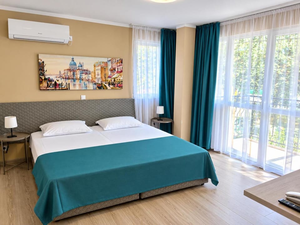 Хотел ДМХ Холидей Hotel in Stara Zagora, Bulgaria