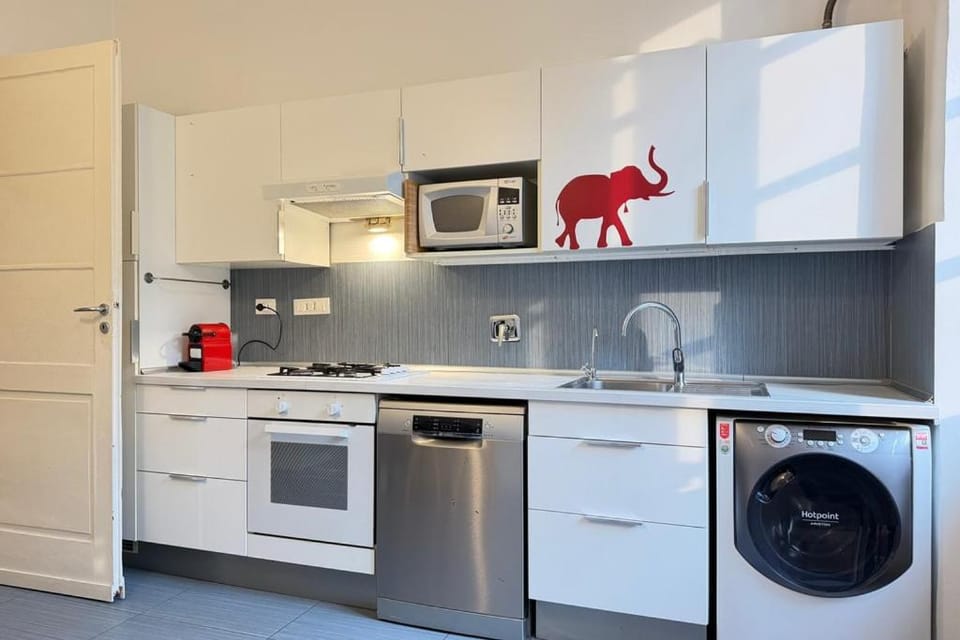 Artist's Secret in the Heart of Turin by RD Domus Apartment in Turin