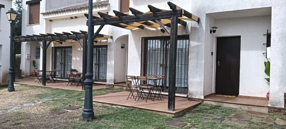 Garden, Balcony/Terrace