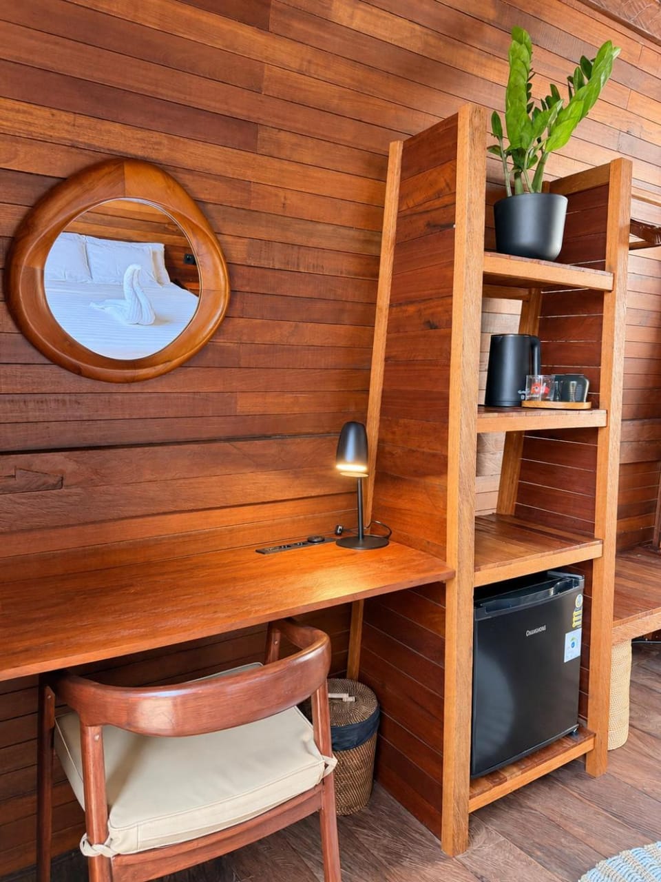 Zenya Cottage - Tropical Stay Chalet in Bali
