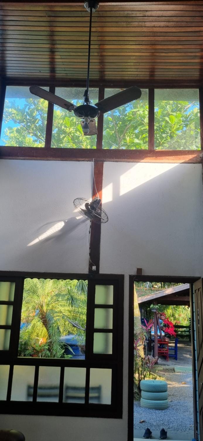 Estacao Paraiso Chalé House in Bertioga