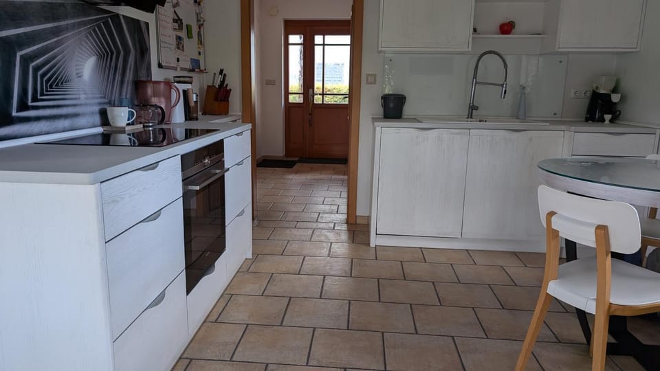 Zimmer mit Bad privat Neubrandenburg zentrum-strandnah Vacation rental in Neubrandenburg