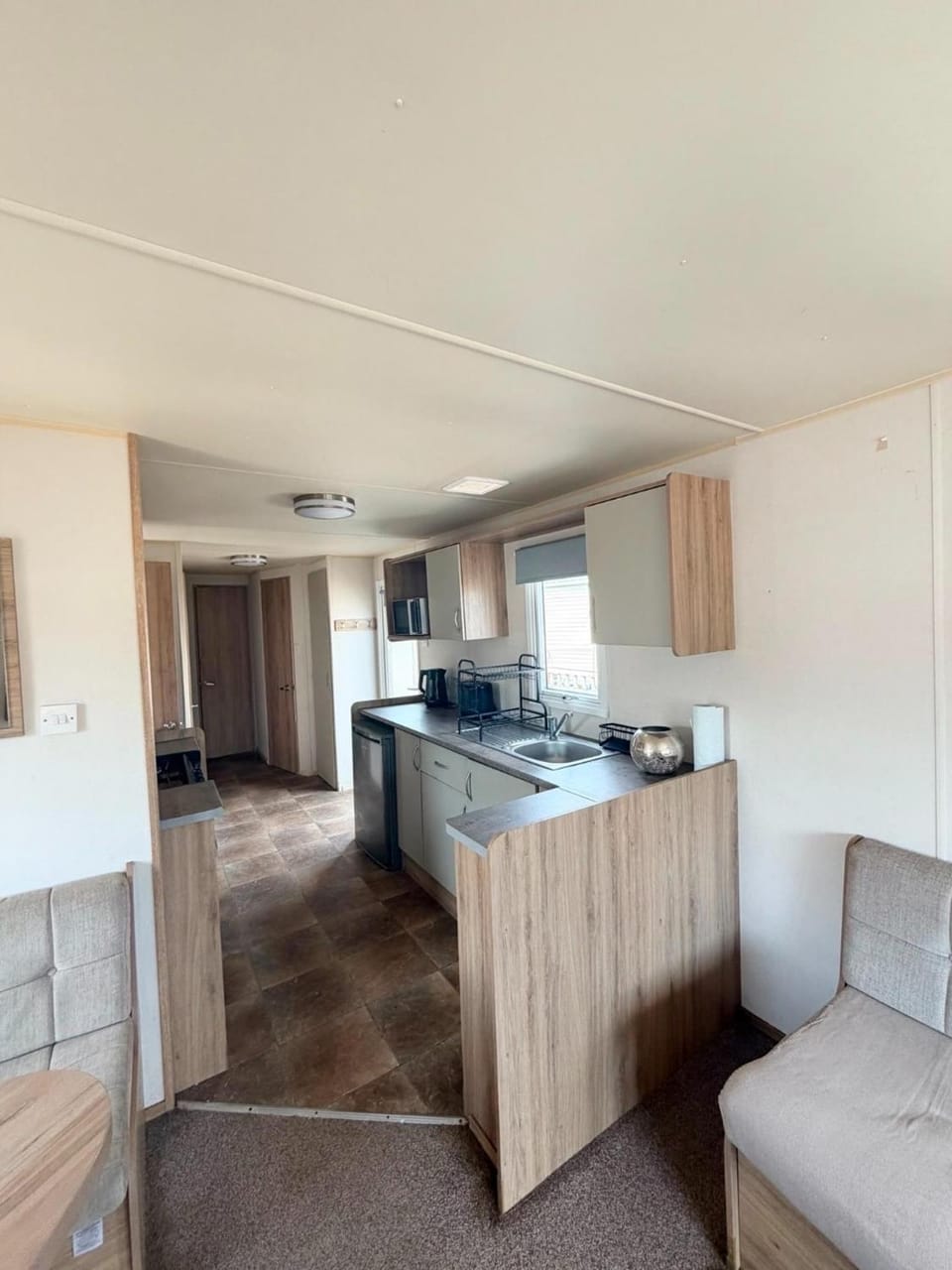 Kitchen or kitchenette, Living room, Seating area, Dining area, dishwasher, oven, stove