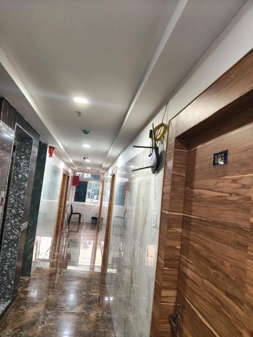 Hotel Royal Stay Near Manipal hospital Hotel in Vijayawada