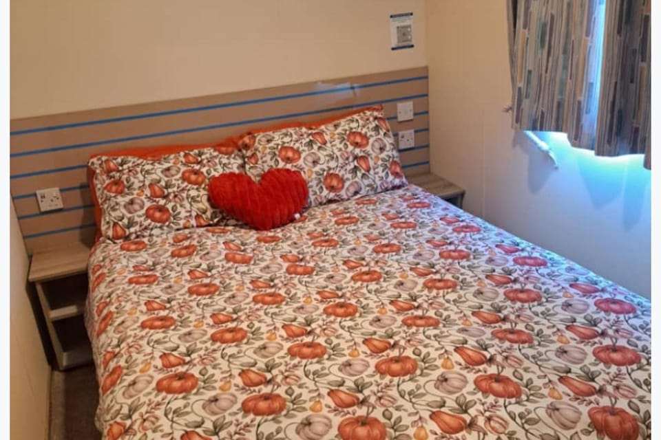 3 bed- free parking Deck and Chairs Pet Friendly House in Wyre District