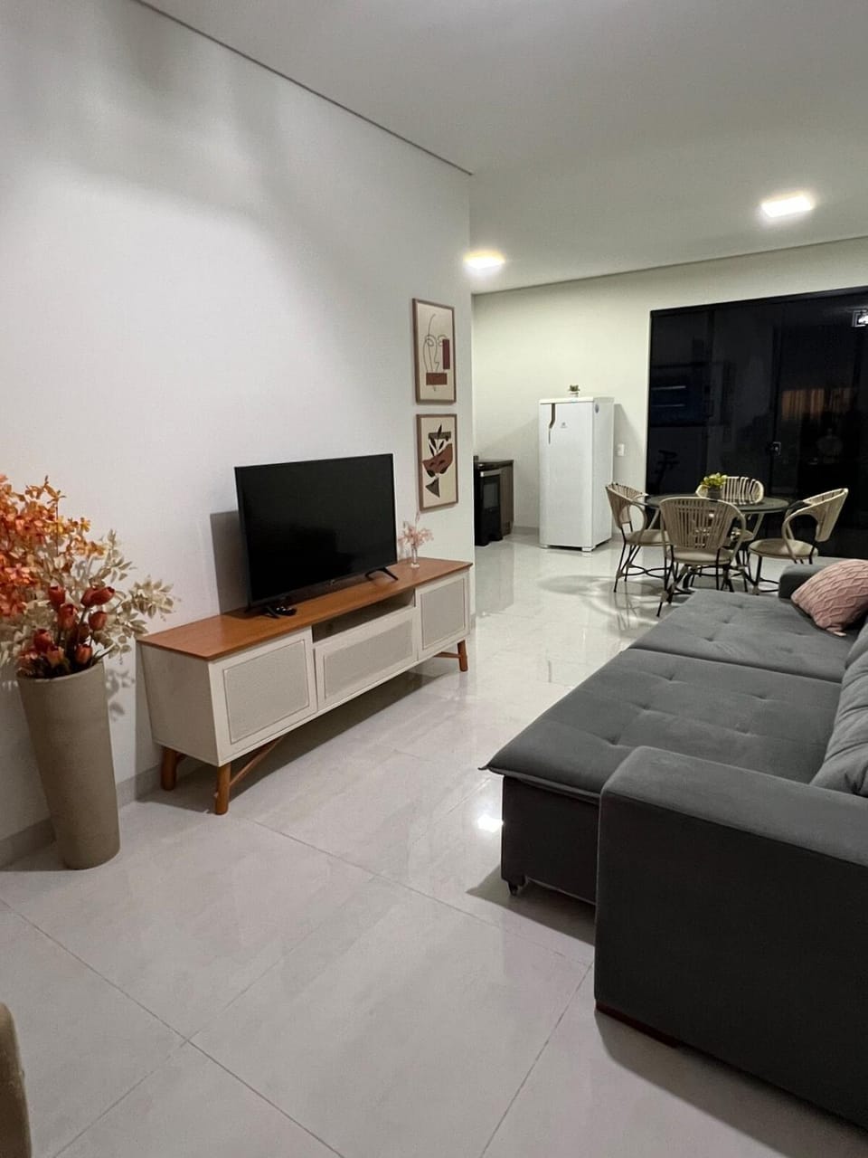 Communal lounge/ TV room, TV and multimedia, Living room