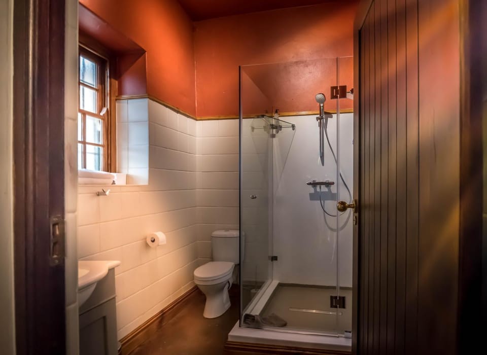 Shower, Toilet, Garden, Bathroom, Coffee/tea facilities, Other, Mountain view, Swimming pool