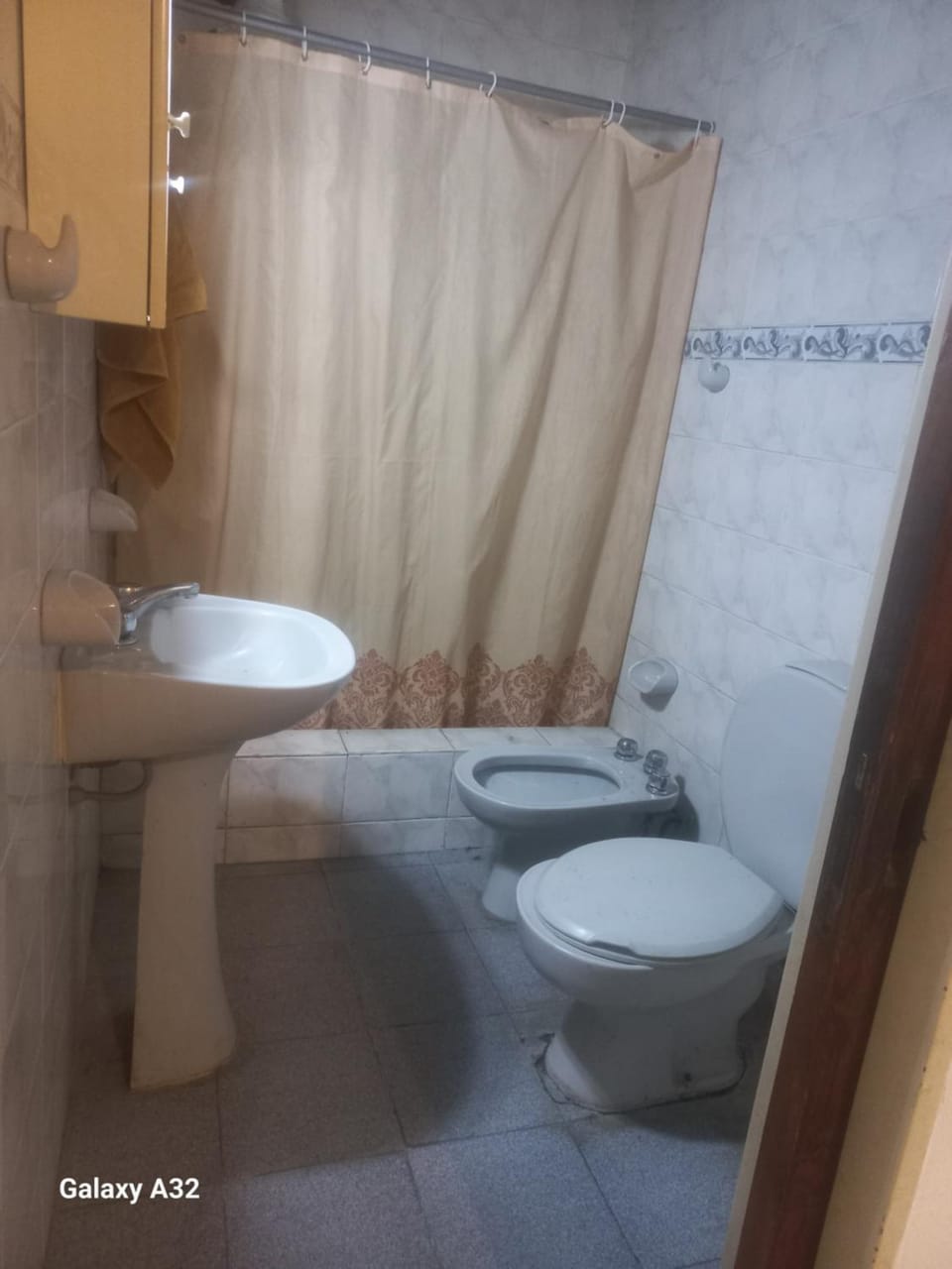 Casa alquiler PAPA LEON XIV Apartment in Luján