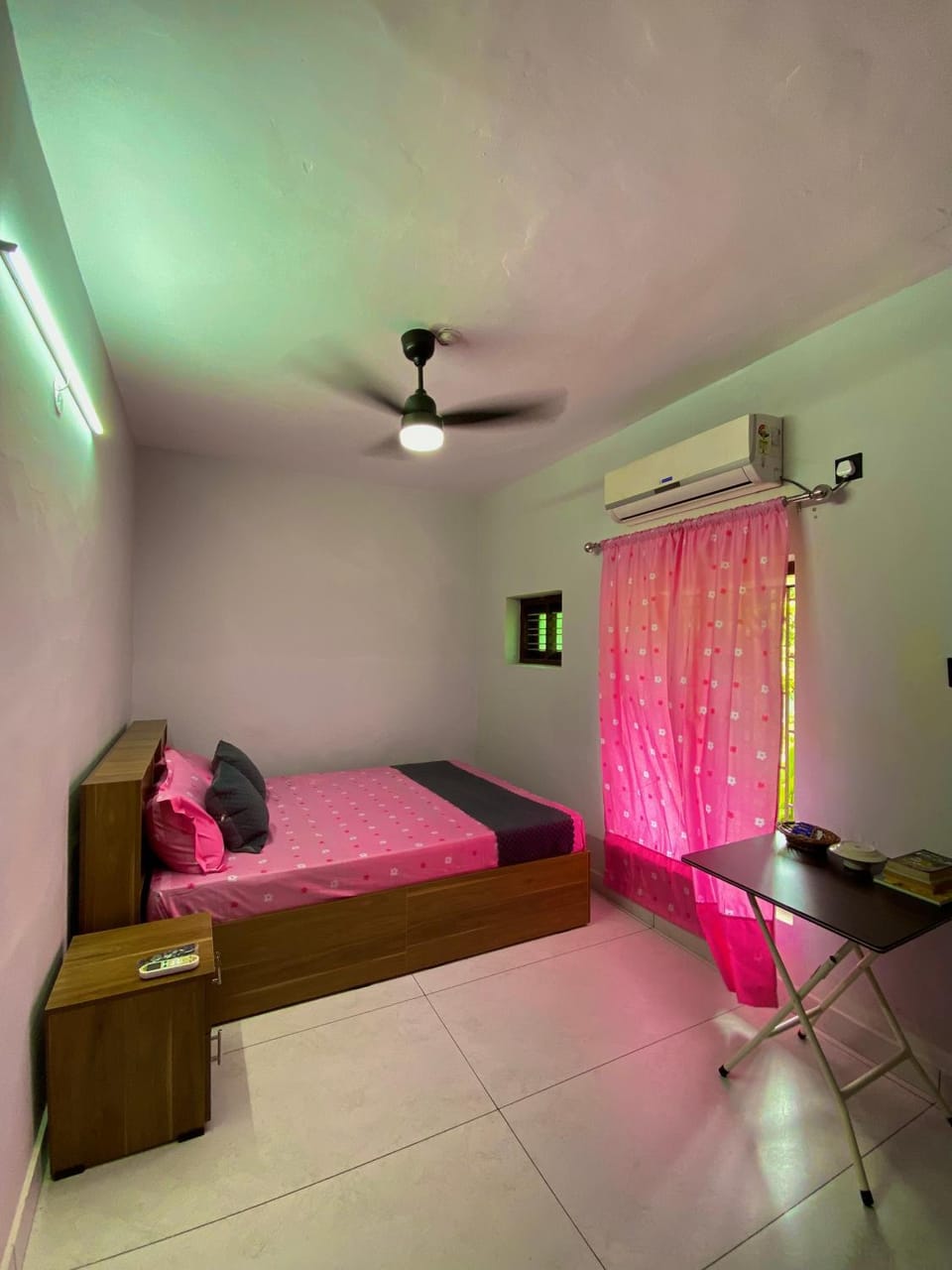 Garden, Bedroom, internet, air conditioner