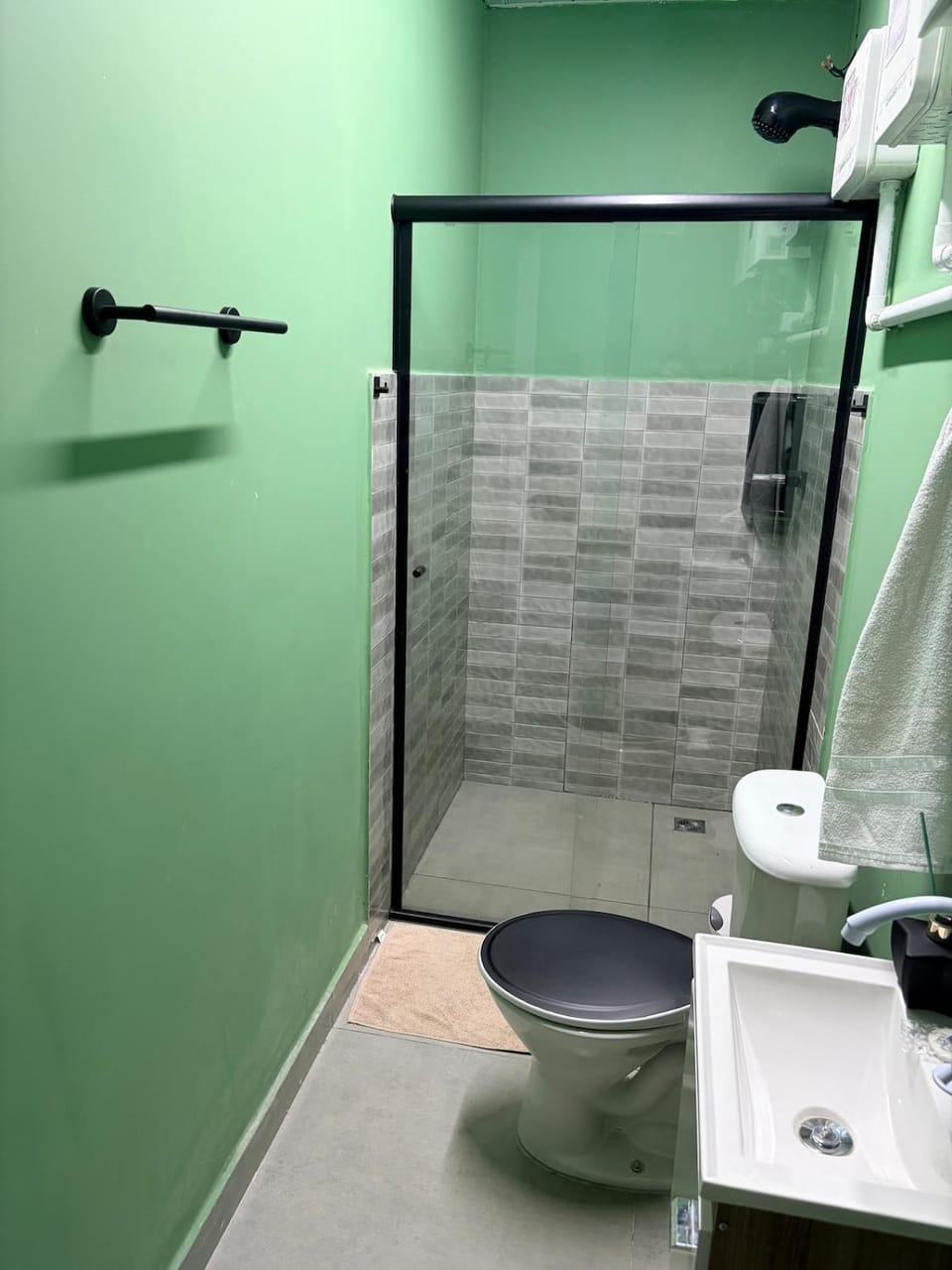 Studio Novo prox ao Hotel Rafain e 10 min do Py com Ar Tv garagem até 6 pessoas Vacation rental in Foz do Iguaçu