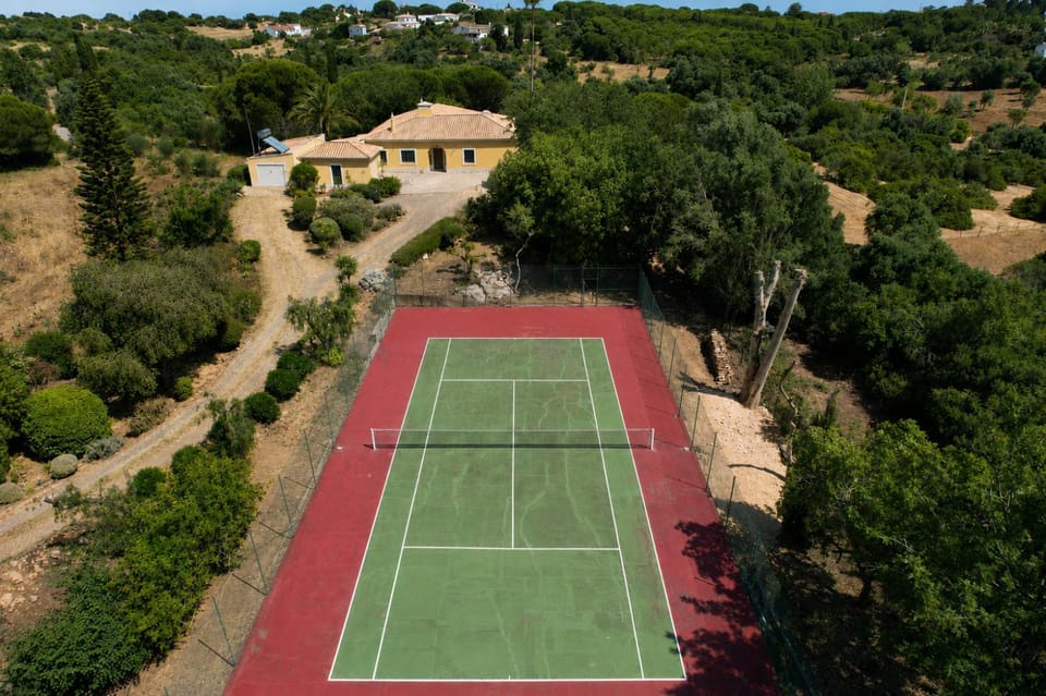 Tennis court