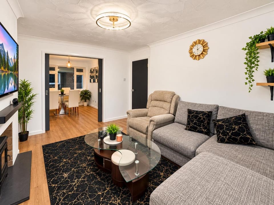 Comfortable Family Home Sleeps 4 Apartment in Norwich