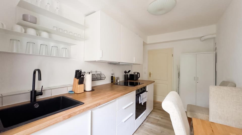 Kitchen or kitchenette, Dining area, dishwasher, oven, stove, toaster