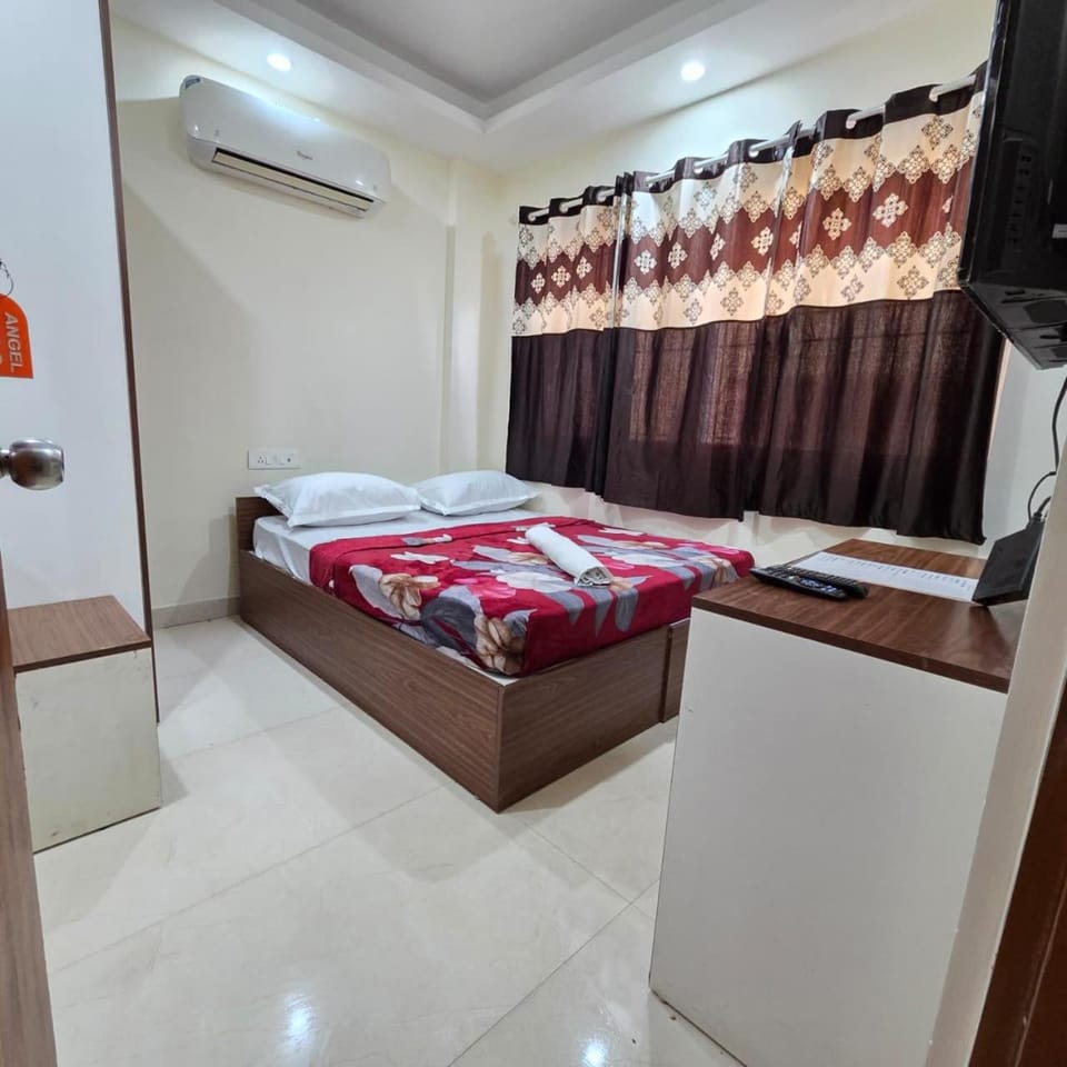 Hotel Sumithra Palace lodging Boarding Hotel in Bengaluru