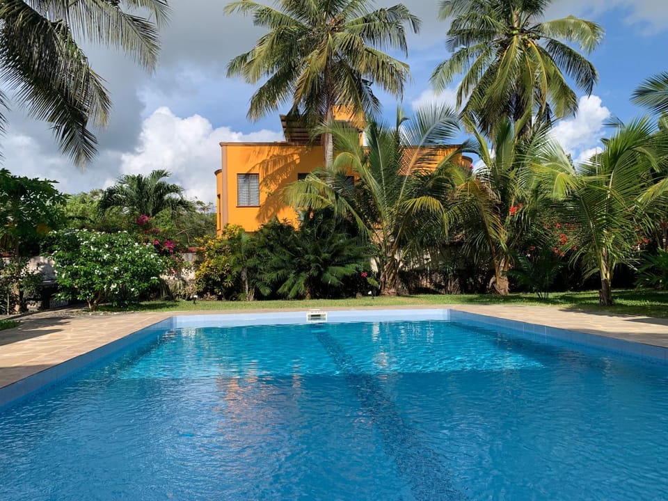 Property building, Swimming pool