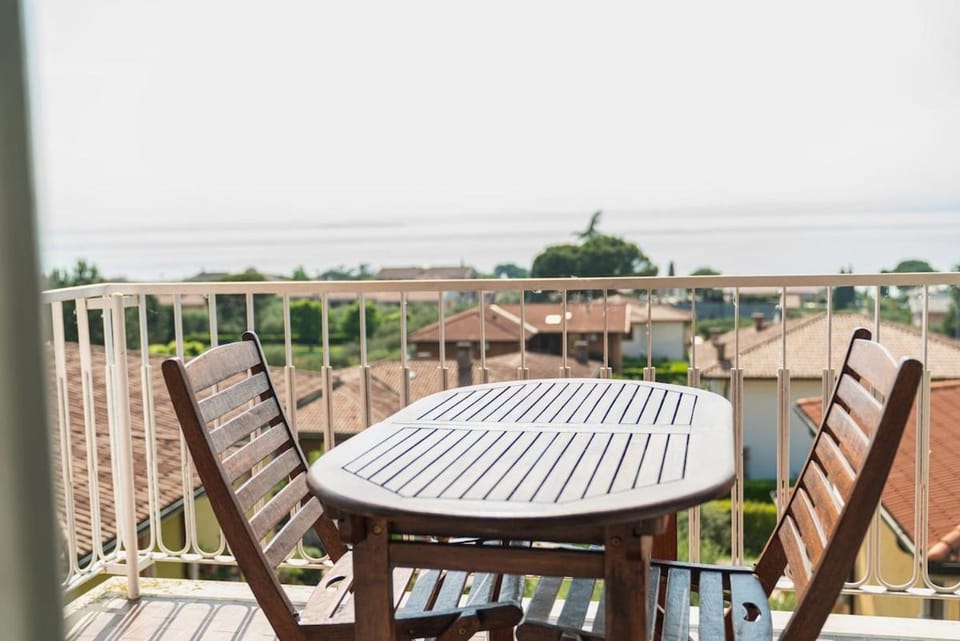 Appartamento a Cisano vista lago Apartment in Bardolino