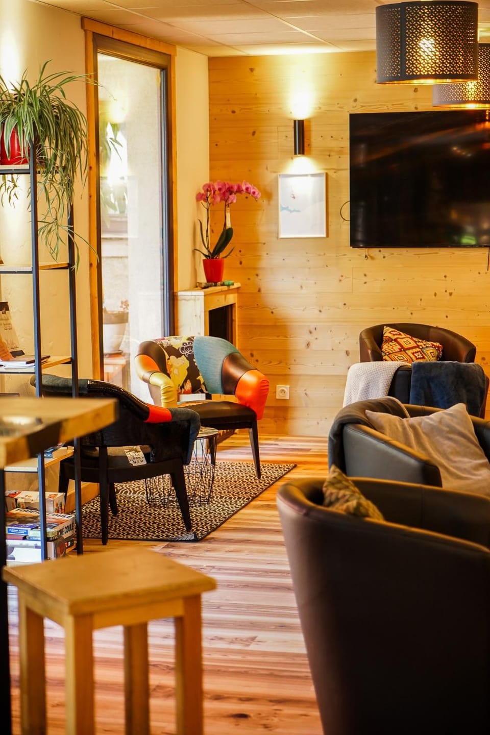 TV and multimedia, Living room, Seating area