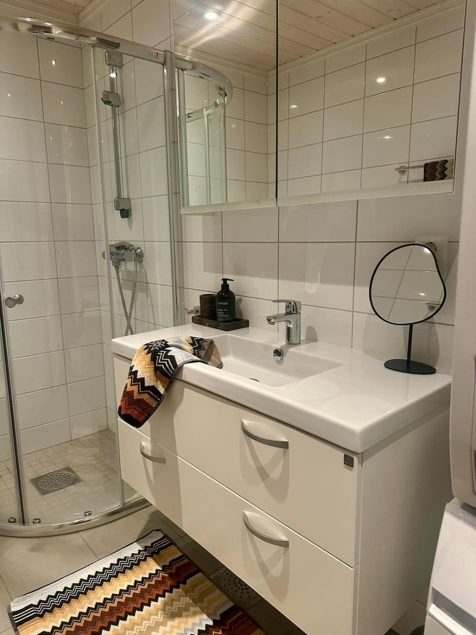 Shower, Bathroom