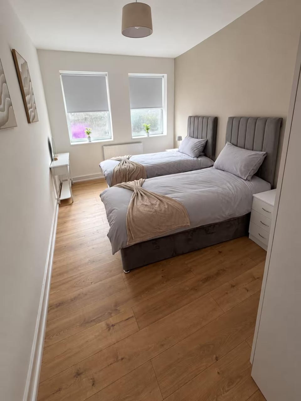 Bed, Bedroom, flat iron, wardrobe