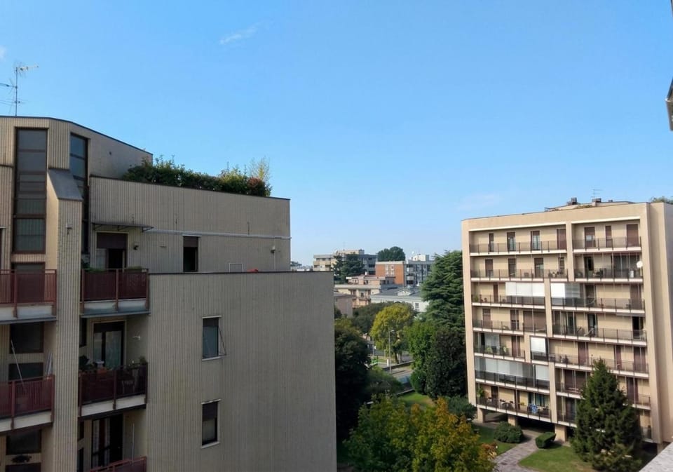Neighbourhood
