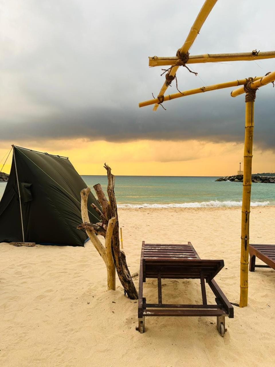 The Palm & Pitch Campground/ 
RV Resort in Southern Province