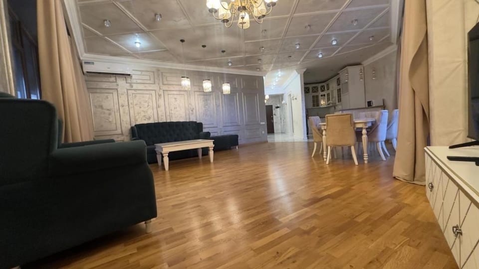 Gorgeous 2 bedroom apartment in Yerevan City Centre Apartment in Yerevan