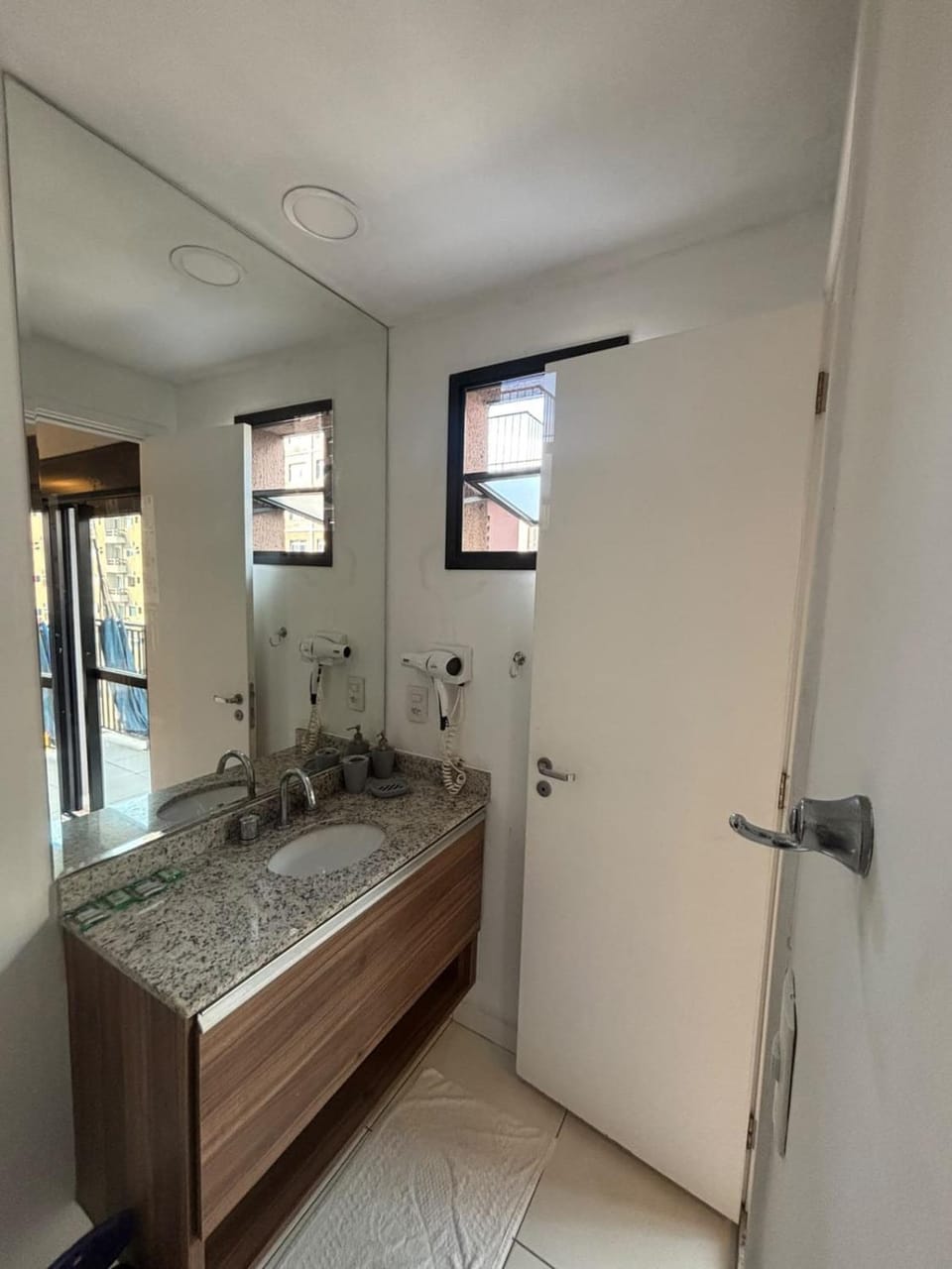 Ap 96 Novinho com vaga! Próximo Augusta e Paulista Apartment in Sao Paulo City
