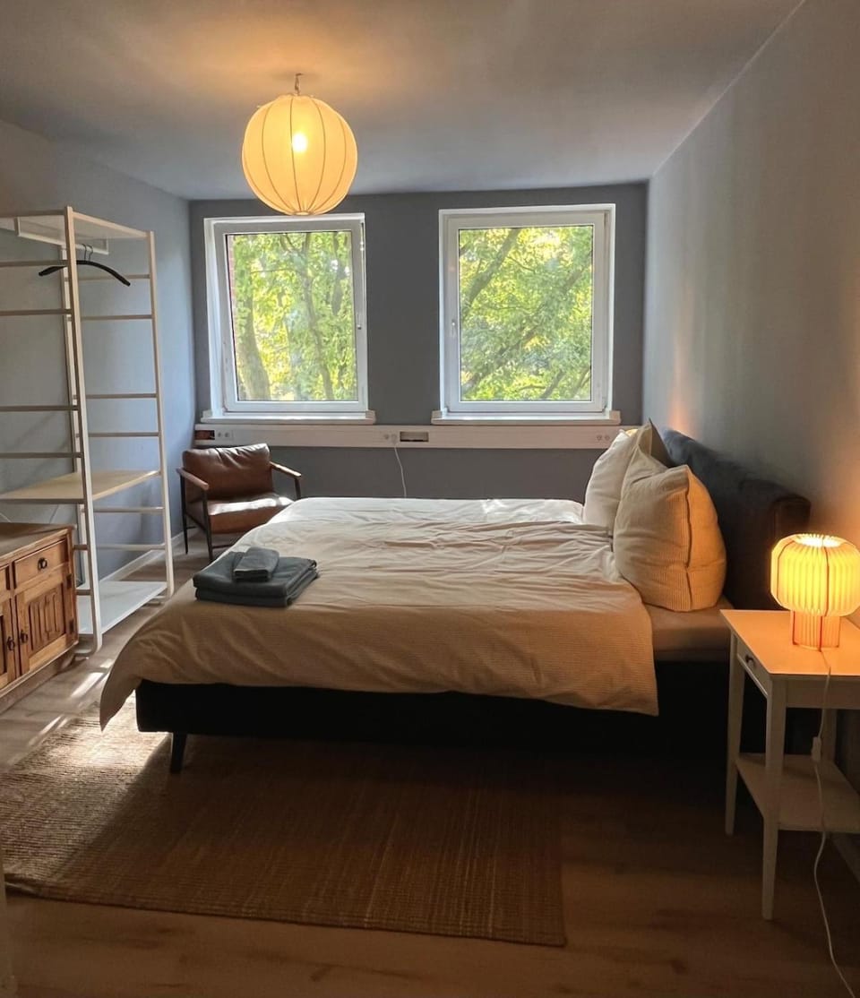 THE GREEN CHAIR Heußweg - 170qm apartment for 8-10 Apartment in Hamburg