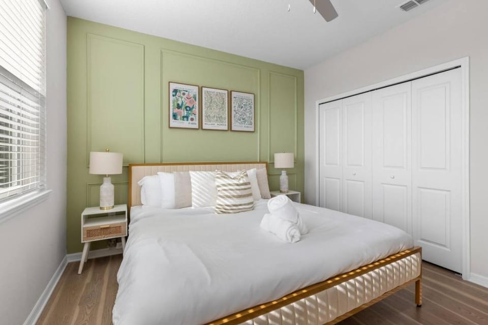 Your Largo Getaway with Crib Gym and Parking Apartment in Largo