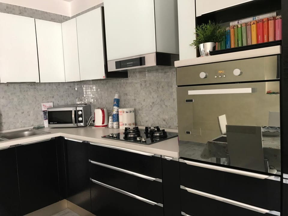 Coffee/tea facilities, Dining area