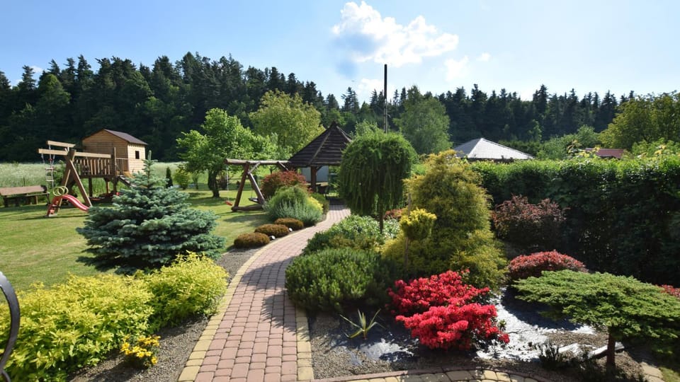 AGROTURYSTYKA POD ŚWIERKAMI Farm Stay in Slovakia