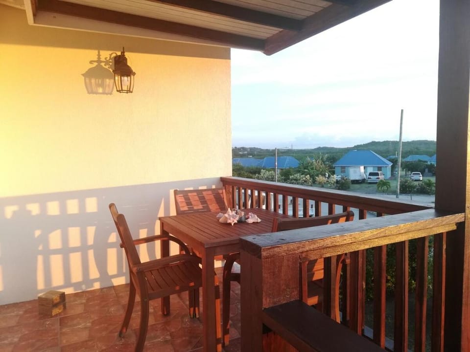 Patio, Natural landscape, View (from property/room), Balcony/Terrace, Dining area