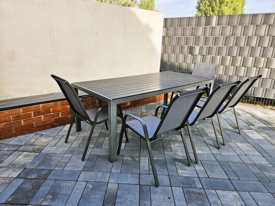 Patio, Balcony/Terrace, Dining area