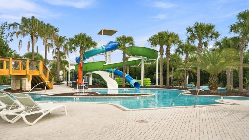 5BR Windsor Island Pool Spa & Themed Rooms House in Polk County
