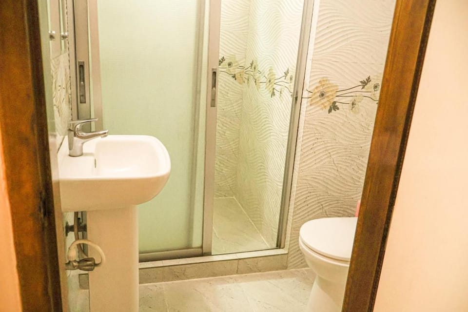 Quite, Comfortable and Secured Stay at Uttara! Apartment in Dhaka