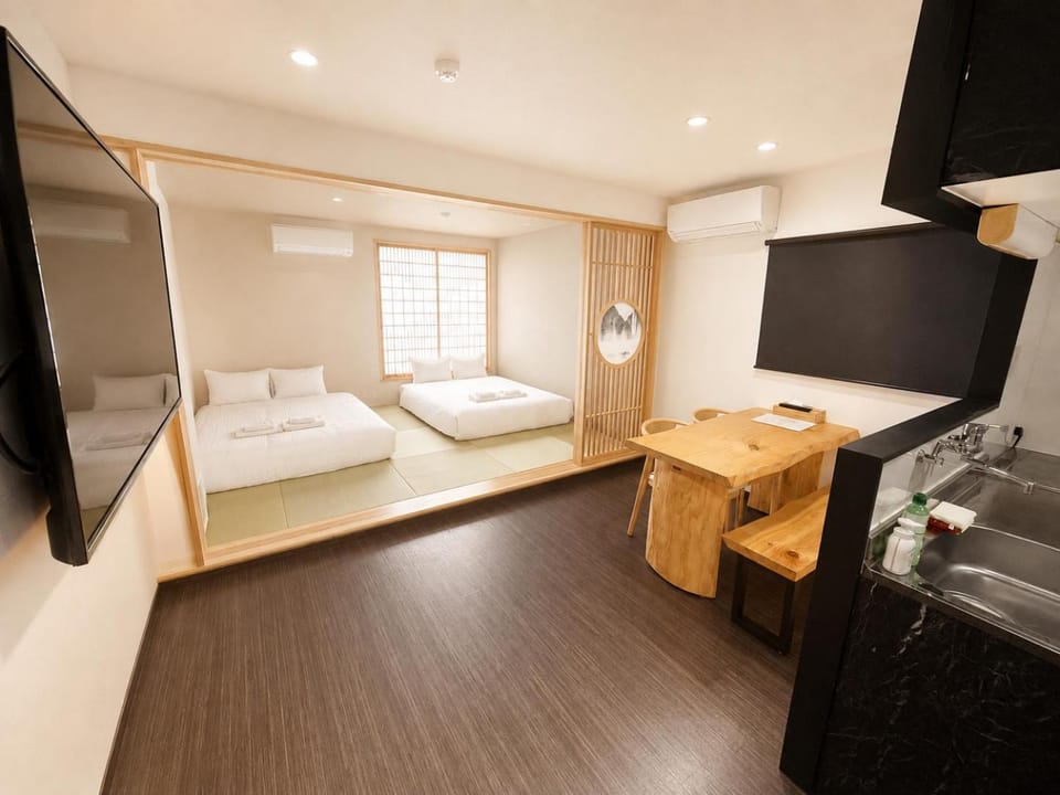 カサブランカ 3f 最大4人 地下鉄花園町駅徒歩2分 なんば電車5分 Apartment in Osaka