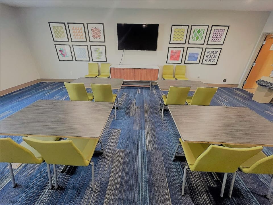 Meeting/conference room