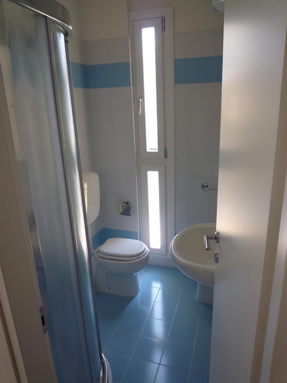 Shower, Toilet, Bathroom, bidet