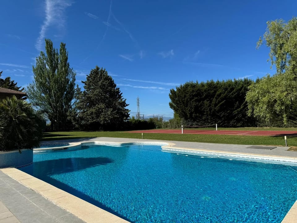 Pool view, Swimming pool