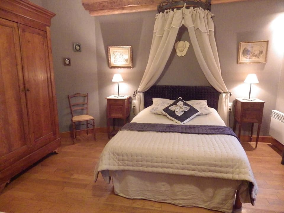 Ferme Clatot Bed and Breakfast in Normandy