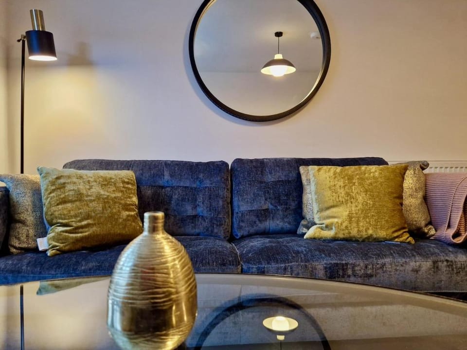 Stylish Apt in Trendy Earlsdon Free Parking Apartment in Coventry