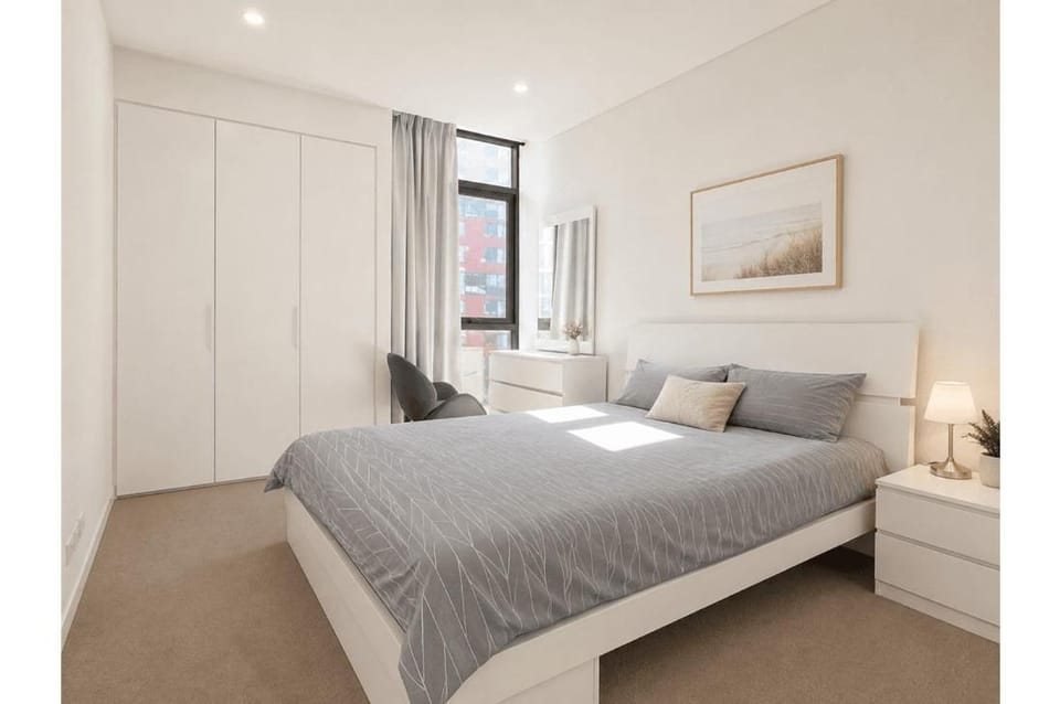 Modern 2BR Waterloo Apt Parking & Balcony Apartment in Sydney
