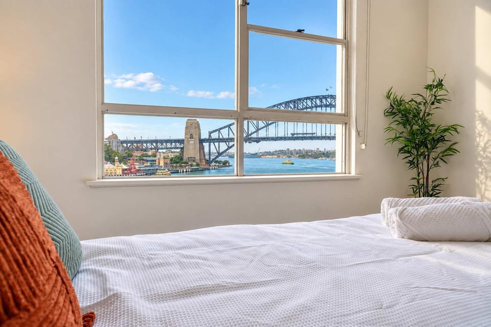 Bed, Sea view
