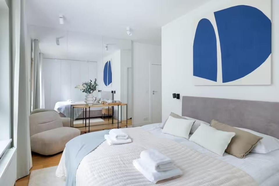 3-Bedroom Wola Apartment with Garden Tarrace Apartment in Warsaw